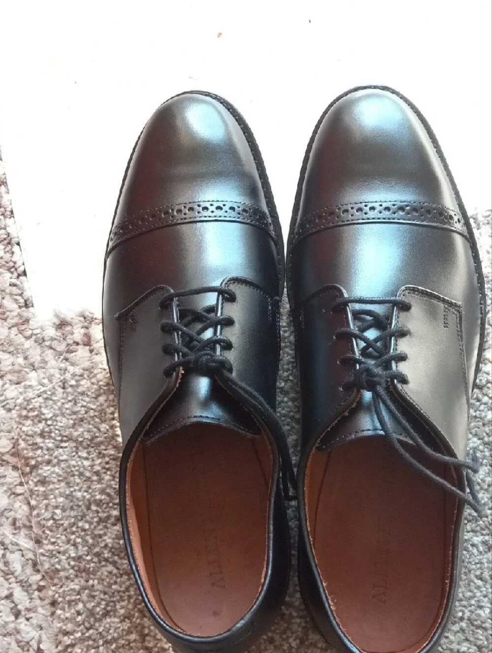 Allen Edmonds Black Cap-Toe Oxford with Brogue Detail